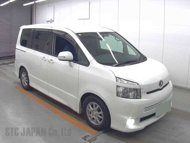Toyota Voxy 2008 2000 Image