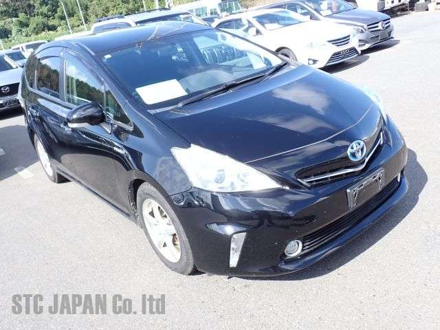 Toyota Prius Alpha 2004 1800 Image