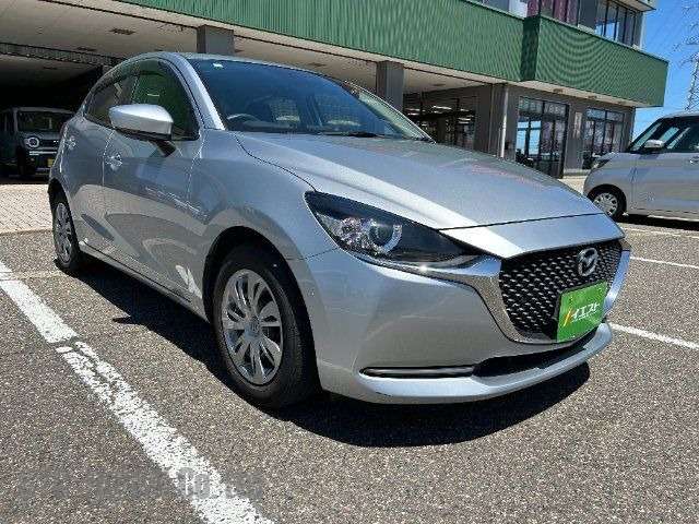 Mazda 2 2020 1200 Image