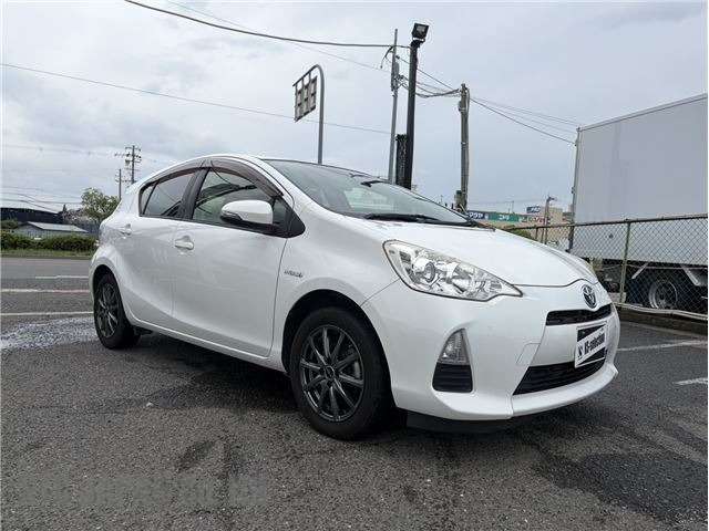 Toyota Aqua 2006 1800 Image