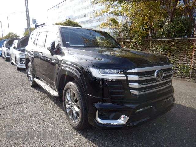 Toyota Land Cruiser ZX 2013 3300 Image
