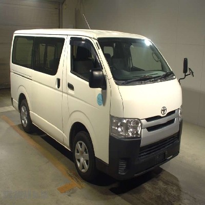 Buy Japanese Toyota Hiace At STC Japan