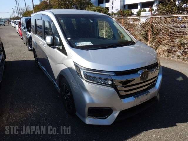 Buy Japanese Honda Stepwagon  At STC Japan
