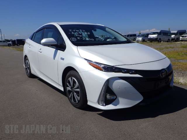 Buy Japanese Toyota Prius PHV At STC Japan