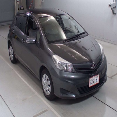 Buy Japanese Toyota Vitz  At STC Japan