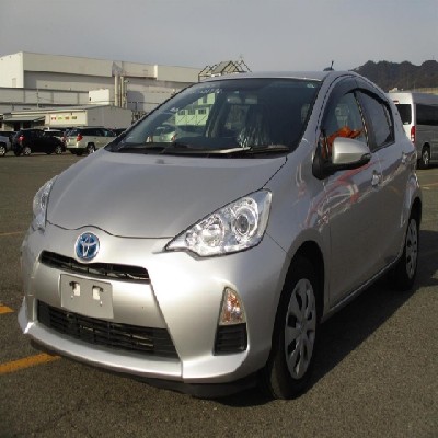 Buy Japanese Toyota Aqua At STC Japan