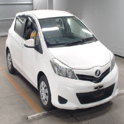 Buy Japanese Toyota Vitz  At STC Japan