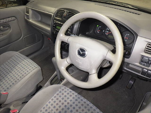  Mazda Demio 2000 a la venta – Stock No. 586 – STC Japanese Used Cars